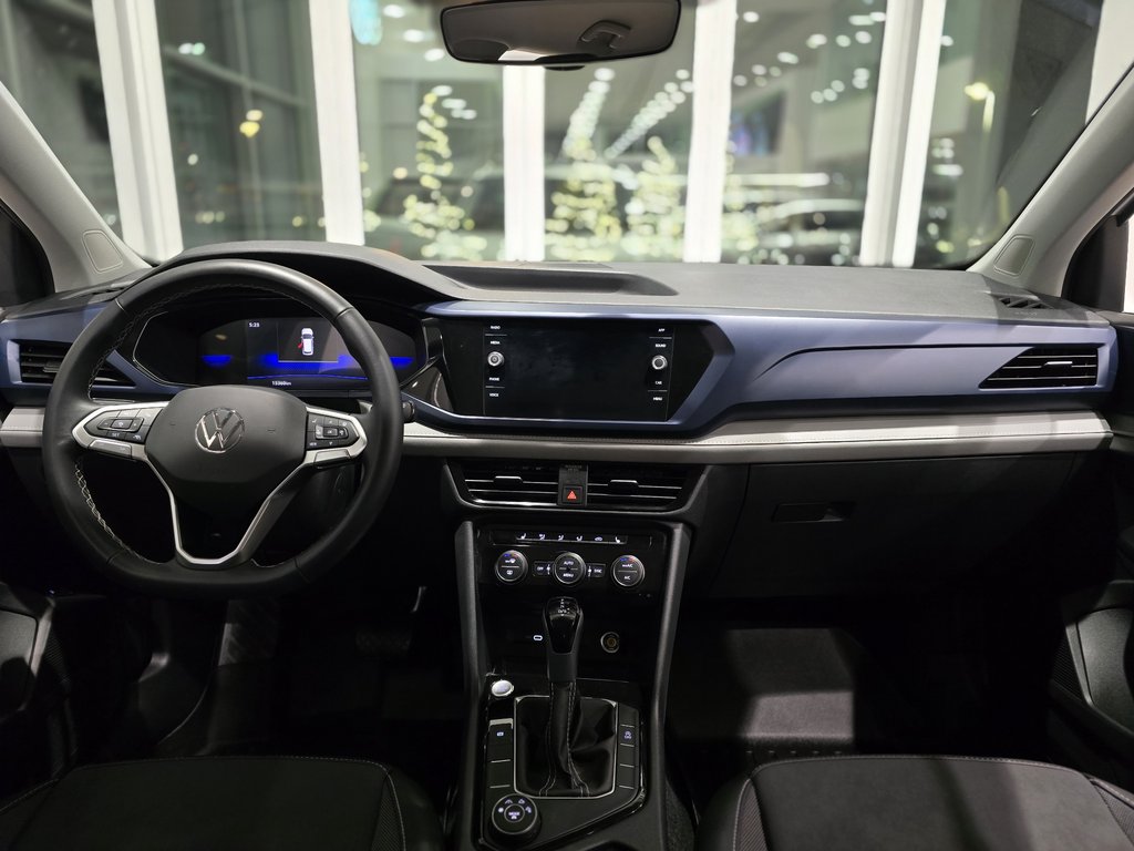 Volkswagen Taos Comfortline | 4 MOTION | CARPLAY | CAMÉRA  +++ 2024 à Laval, Québec - 11 - w1024h768px
