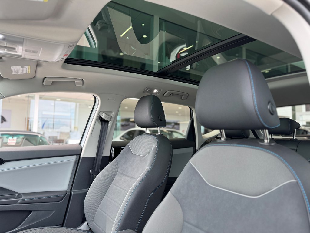 2024 Volkswagen Taos Comfortline Black Edition TOIT PANO | CARPLAY +++ in Laval, Quebec - 20 - w1024h768px