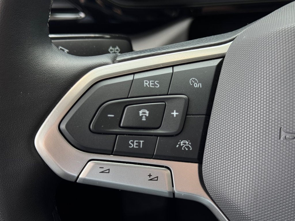 2024 Volkswagen Taos Comfortline Black Edition TOIT PANO | CARPLAY +++ in Laval, Quebec - 14 - w1024h768px