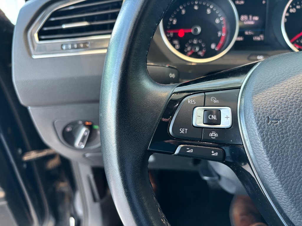 Volkswagen Tiguan Comfortline BAS KM | TOIT PANO | CUIR | CARPLAY 2019 à Laval, Québec - 13 - w1024h768px