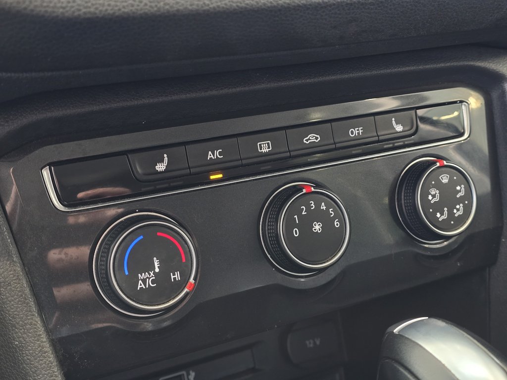 2019 Volkswagen Tiguan Trendline BAS KM | 7 PASSAGERS | AWD | CARPLAY | + in Laval, Quebec - 18 - w1024h768px