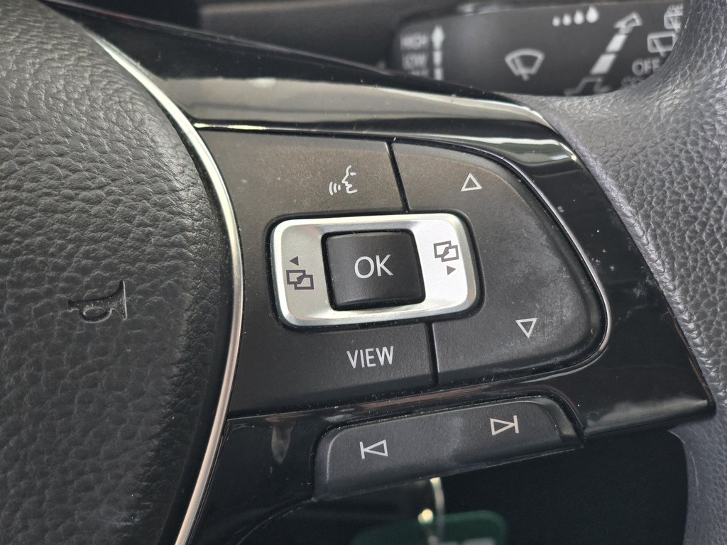 2019 Volkswagen Tiguan Trendline BAS KM | 7 PASSAGERS | AWD | CARPLAY | + in Laval, Quebec - 16 - w1024h768px