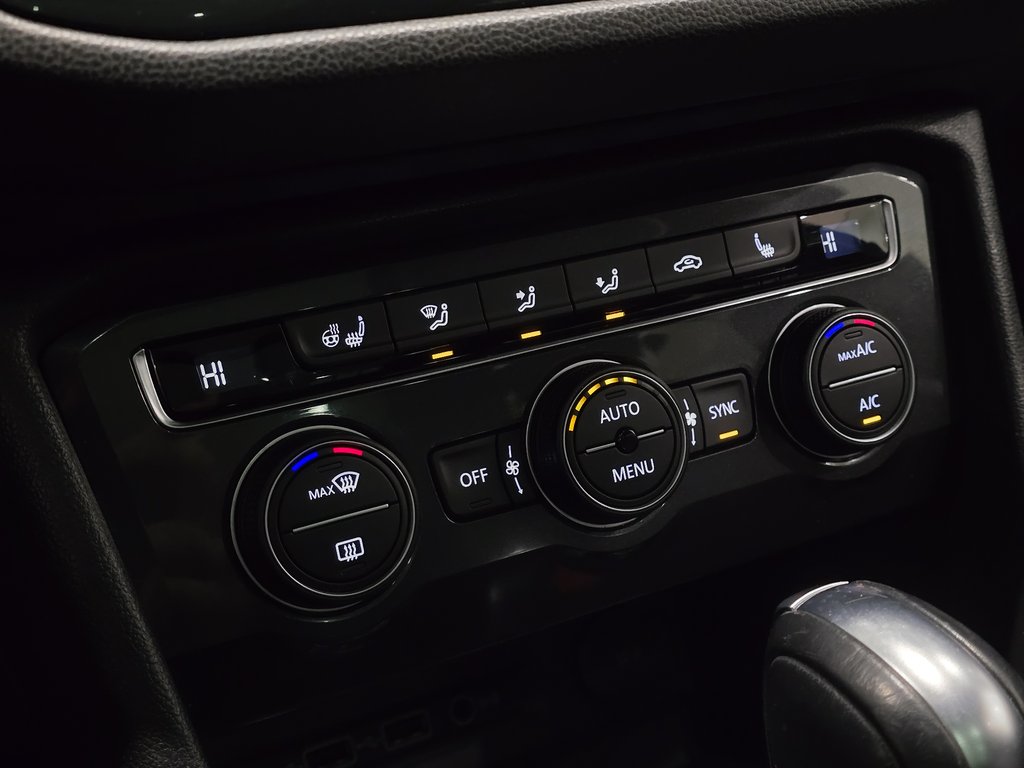 2019 Volkswagen Tiguan Highline R-LINE 7 PASSAGERS | BAS KM | NAV | CUIR in Laval, Quebec - 17 - w1024h768px