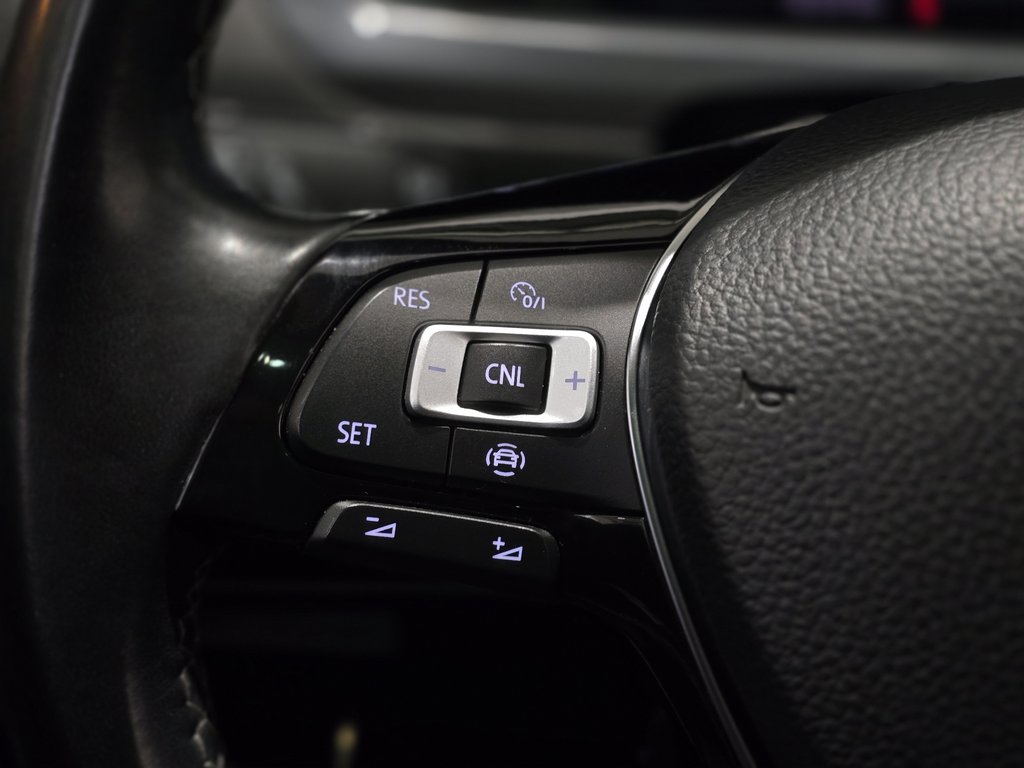 2019 Volkswagen Tiguan Highline R-LINE 7 PASSAGERS | BAS KM | NAV | CUIR in Laval, Quebec - 14 - w1024h768px