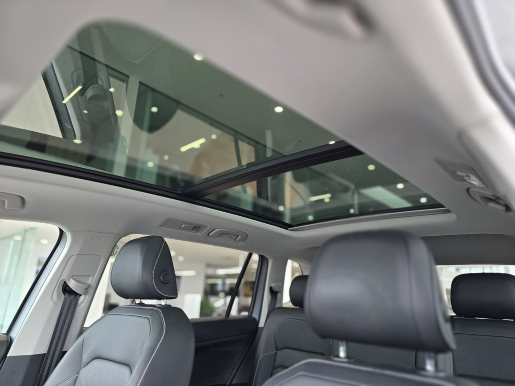 2021 Volkswagen Tiguan Highline PANO | CUIR | NAV | CARPLAY | BAS KM in Laval, Quebec - 20 - w1024h768px