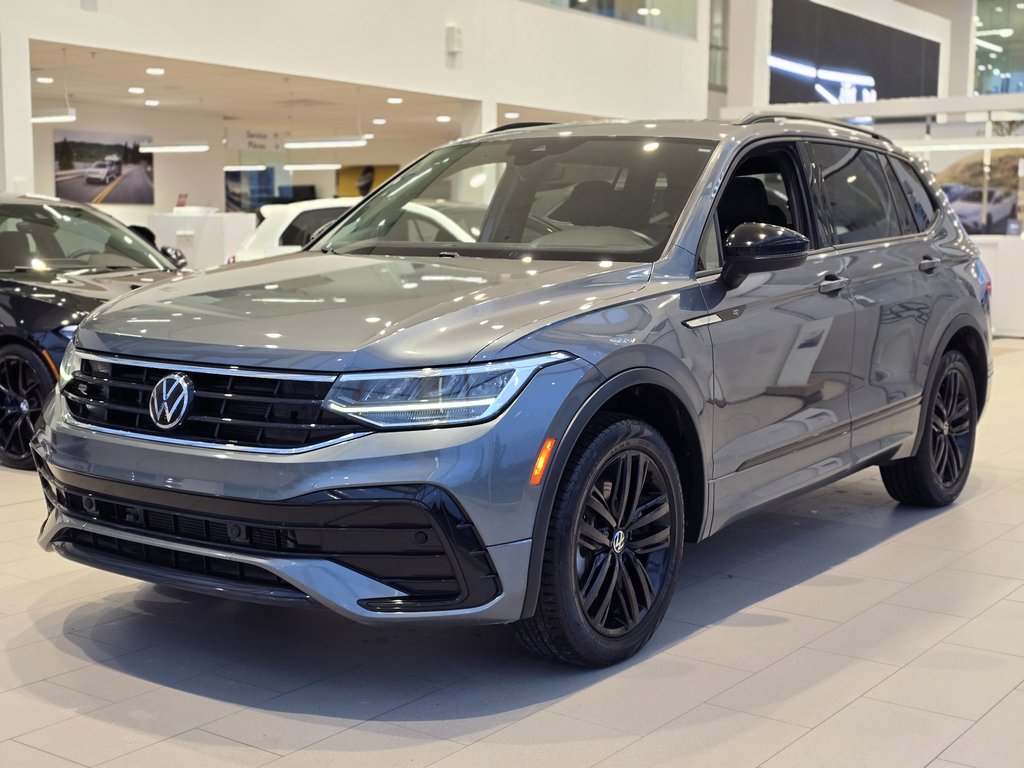 2022 Volkswagen Tiguan Comfortline R-LINE | BLACK PACK | TOIT PANO | CUIR in Laval, Quebec - 4 - w1024h768px