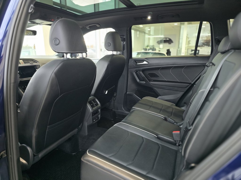 2022 Volkswagen Tiguan Highline R-Line TOIT PANO | CUIR | NAV | CARPLAY in Laval, Quebec - 10 - w1024h768px