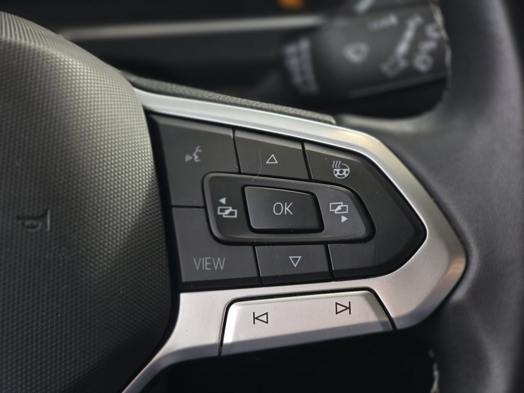 Volkswagen Tiguan Comfortline AWD | CARPLAY | CUIR | CAMÉRA | BAS KM 2022 à Laval, Québec - 15 - w1024h768px