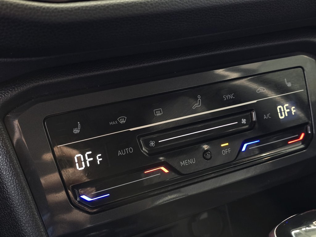 Volkswagen Tiguan Comfortline AWD | CARPLAY | CUIR | CAMÉRA | BAS KM 2022 à Laval, Québec - 16 - w1024h768px