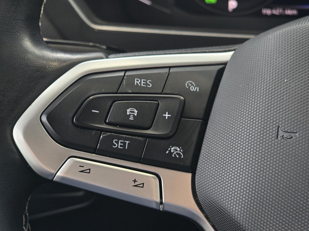 Volkswagen Tiguan Comfortline AWD | CARPLAY | CUIR | CAMÉRA | BAS KM 2022 à Laval, Québec - 14 - w1024h768px