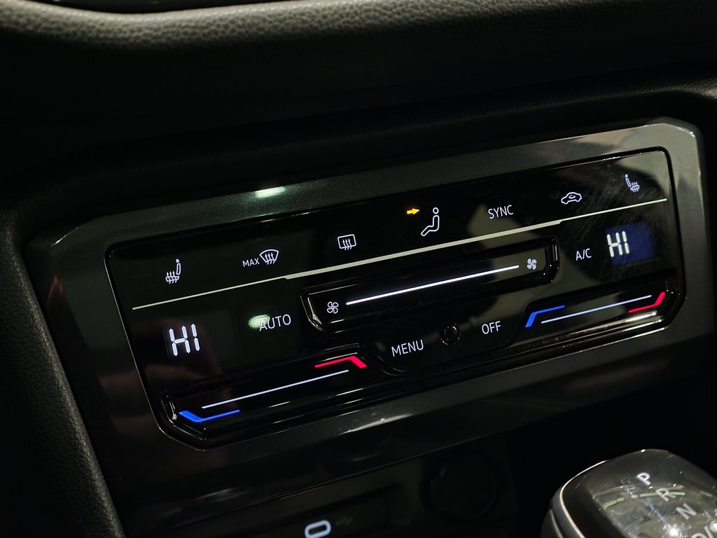 Volkswagen Tiguan Comfortline R-LINE | BLACK PACK | TOIT PANO | CUIR 2022 à Laval, Québec - 17 - w1024h768px