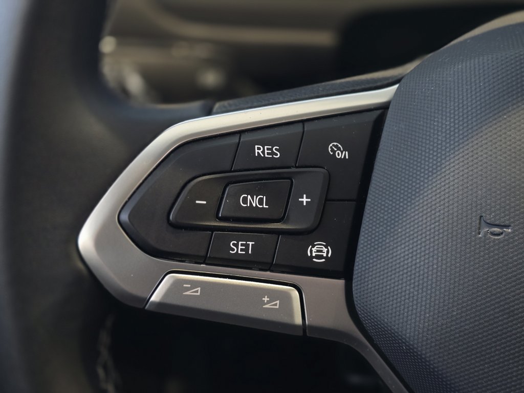 Volkswagen Tiguan Trendline 4MOTION | CARPLAY | BAS KM | BLUETOOTH 2022 à Laval, Québec - 14 - w1024h768px