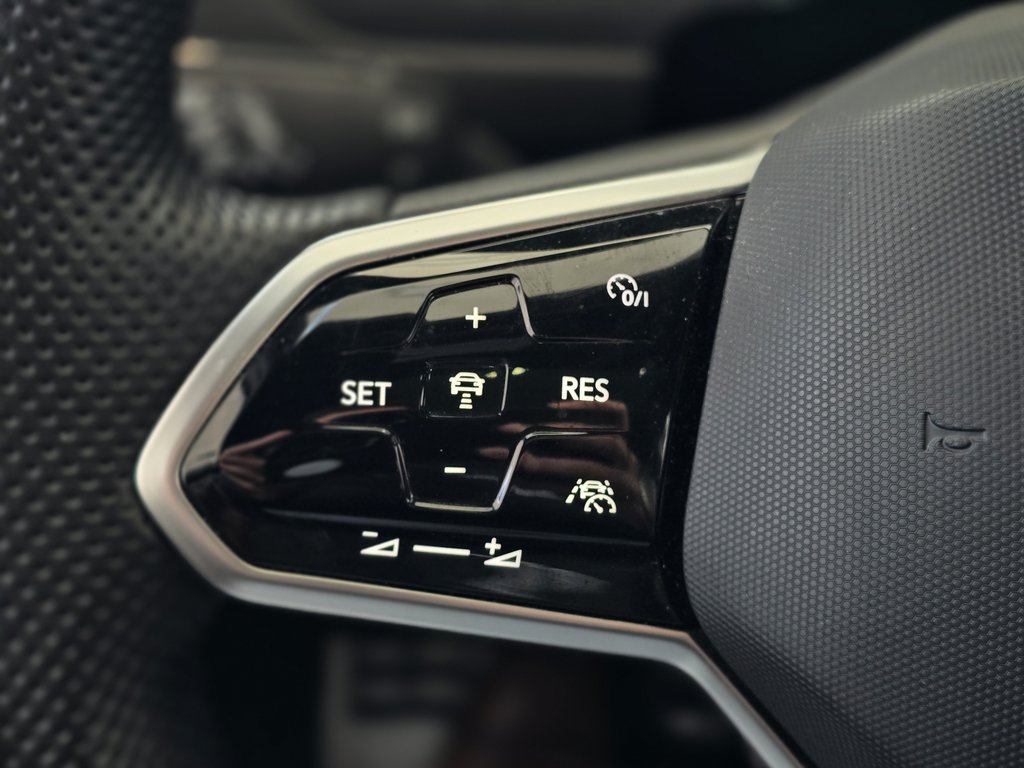 Volkswagen Tiguan Highline R-Line TOIT PANO | CUIR | NAV | CARPLAY 2022 à Laval, Québec - 15 - w1024h768px