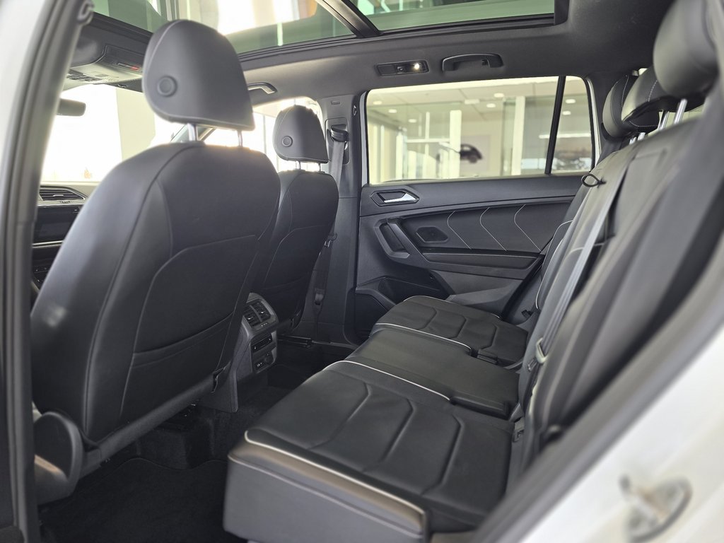 Volkswagen Tiguan Highline R-Line TOIT PANO | CUIR | NAV | CARPLAY 2022 à Laval, Québec - 10 - w1024h768px