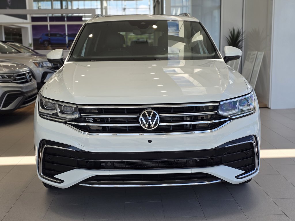 Tiguan Highline R-Line TOIT PANO | CARPLAY | NAV | CUIR 2023 à Laval, Québec - 3 - w1024h768px