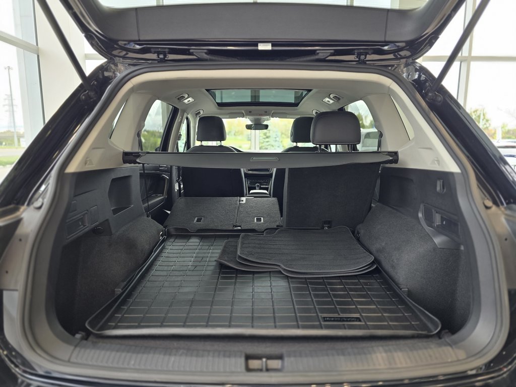 Tiguan Comfortline TOIT PANO | CUIR | CARPLAY | AWD | +++ 2023 à Laval, Québec - 8 - w1024h768px