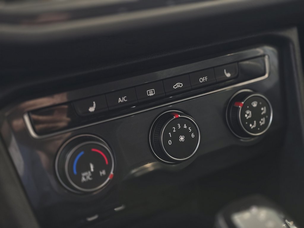 2023 Volkswagen Tiguan Trendline 4MOTION | CARPLAY | CAMÉRA | BLUETOOTH in Laval, Quebec - 17 - w1024h768px