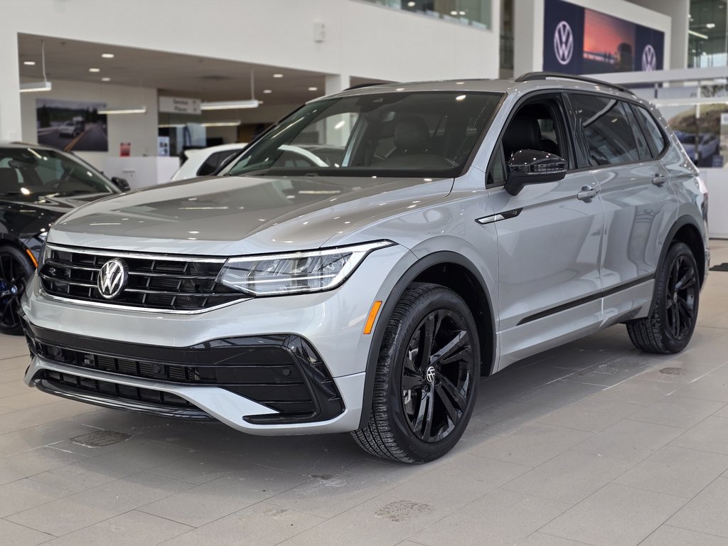 2023 Volkswagen Tiguan Comfortline R-LINE | BLACK PACK | TOIT PANO | CUIR in Laval, Quebec - 4 - w1024h768px