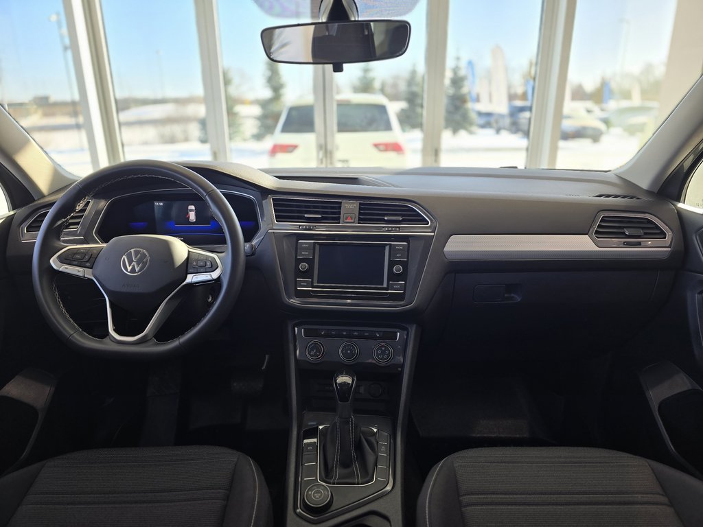 Volkswagen Tiguan Trendline 4MOTION | CARPLAY | BAS KM | BLUETOOTH 2023 à Laval, Québec - 11 - w1024h768px