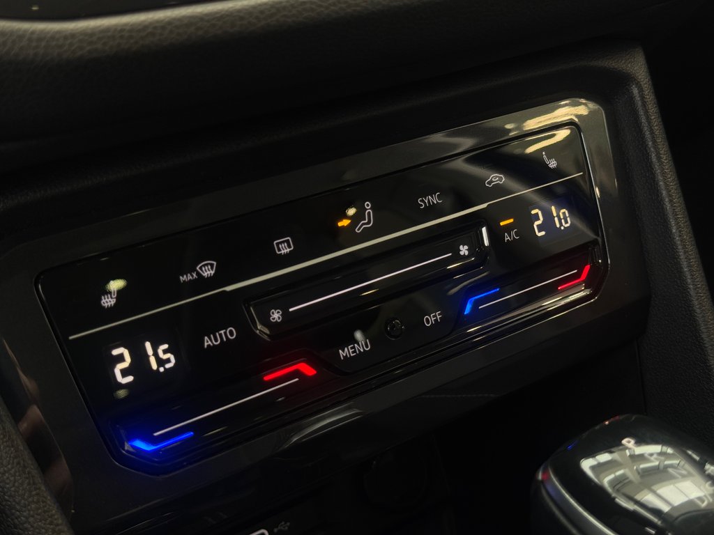 2023 Volkswagen Tiguan Comfortline TOIT PANO | CUIR | CARPLAY | AWD | +++ in Laval, Quebec - 18 - w1024h768px
