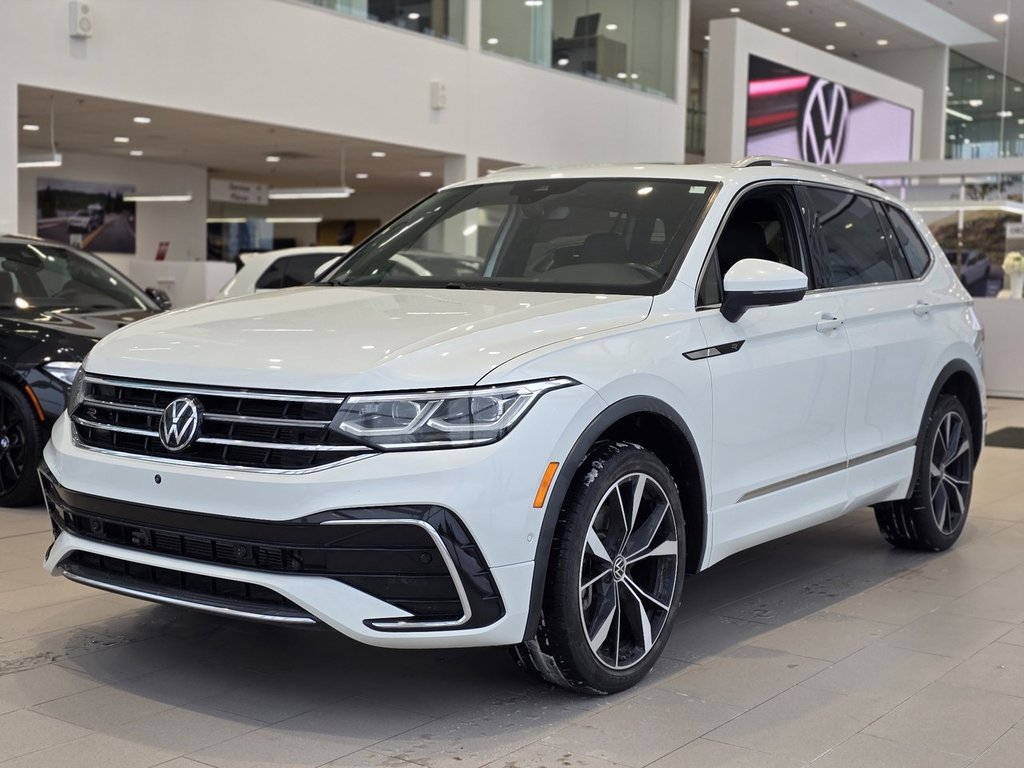 Volkswagen Tiguan Highline R-Line TOIT PANO | CUIR | NAV | CARPLAY +++ 2023 à Laval, Québec - 3 - w1024h768px