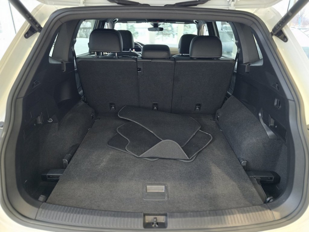 Volkswagen Tiguan Highline R-Line TOIT PANO | CUIR | NAV | CARPLAY +++ 2023 à Laval, Québec - 7 - w1024h768px