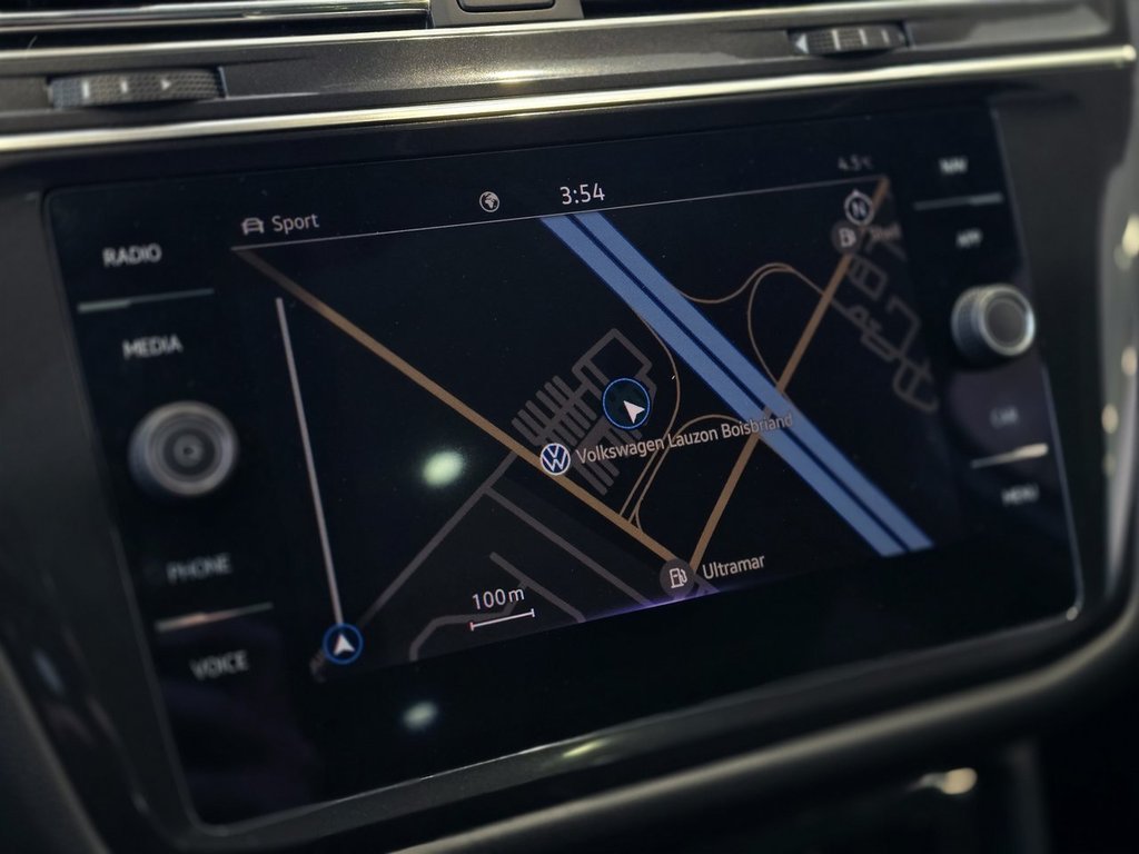 Volkswagen Tiguan Highline R-Line TOIT PANO | CUIR | NAV | CARPLAY +++ 2023 à Laval, Québec - 19 - w1024h768px
