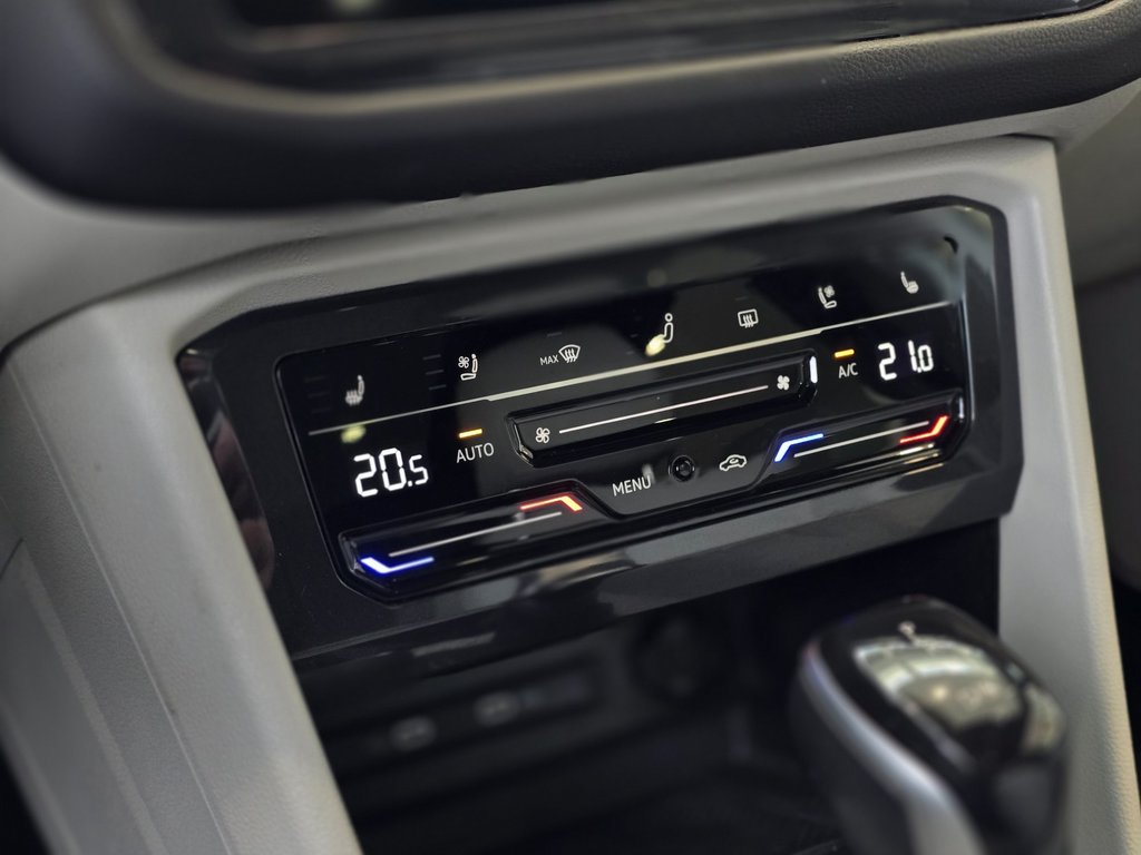 Volkswagen Tiguan Highline R-Line 7 PASSAGERS | NAV | PANO | CUIR 2024 à Laval, Québec - 19 - w1024h768px