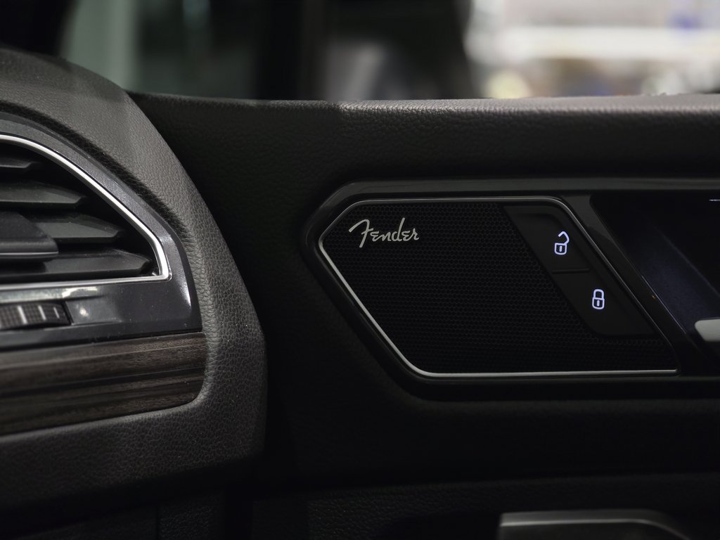 Volkswagen Tiguan Highline R-Line | DÉMARREUR | NAV | PANO | CUIR 2024 à Laval, Québec - 19 - w1024h768px