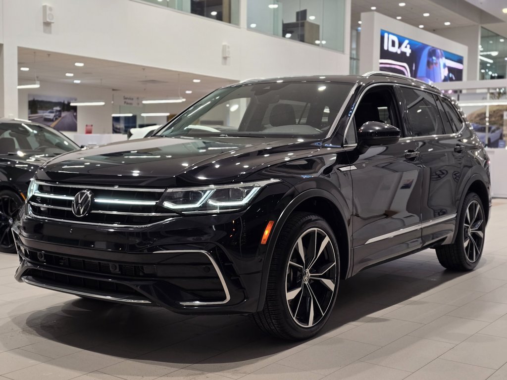 Volkswagen Tiguan Highline R-Line | DÉMARREUR | NAV | PANO | CUIR 2024 à Laval, Québec - 4 - w1024h768px