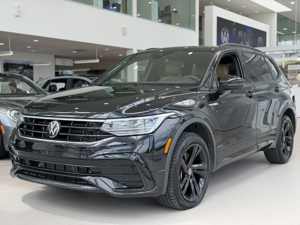 Volkswagen Tiguan Comfortline R-Line Black Edition 4MOTION | DÉMARREUR | TOIT PANO +++ 2024 à Laval, Québec - 4 - w1024h768px