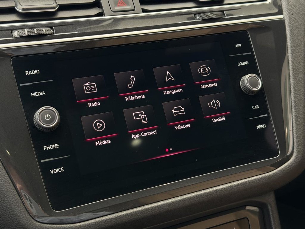 Volkswagen Tiguan Comfortline R-Line Black Edition 4MOTION | DÉMARREUR | TOIT PANO +++ 2024 à Laval, Québec - 18 - w1024h768px