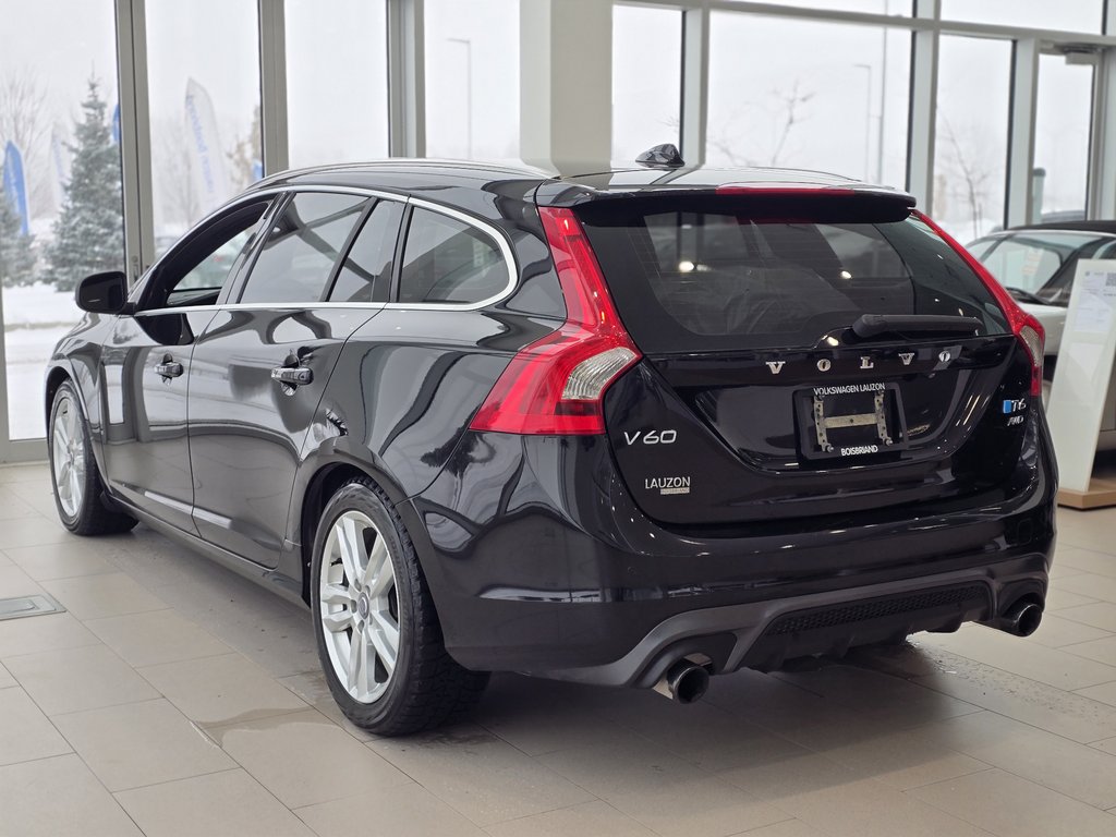 2015 Volvo V60 T6 R-Design | TRÈS RARE | 325HP | 8 ROUES | +++ in Laval, Quebec - 6 - w1024h768px