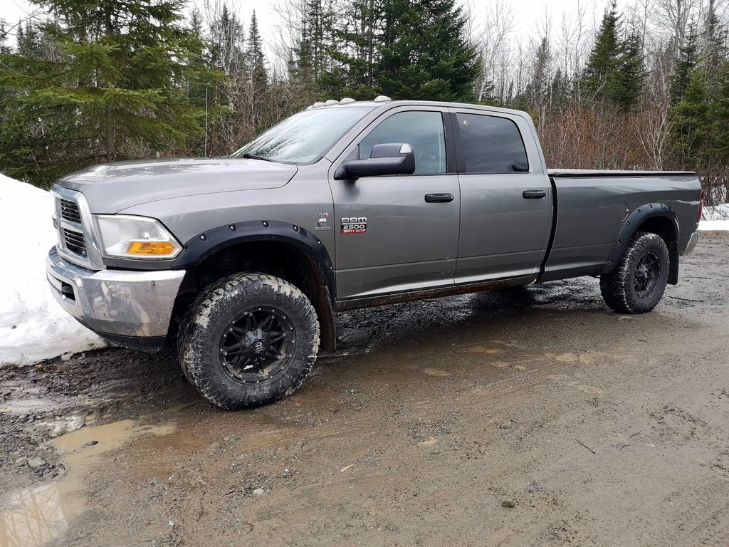 Kamouraska Chrysler à SaintPascal, Québec Dodge RAM 2500 SLT CREW