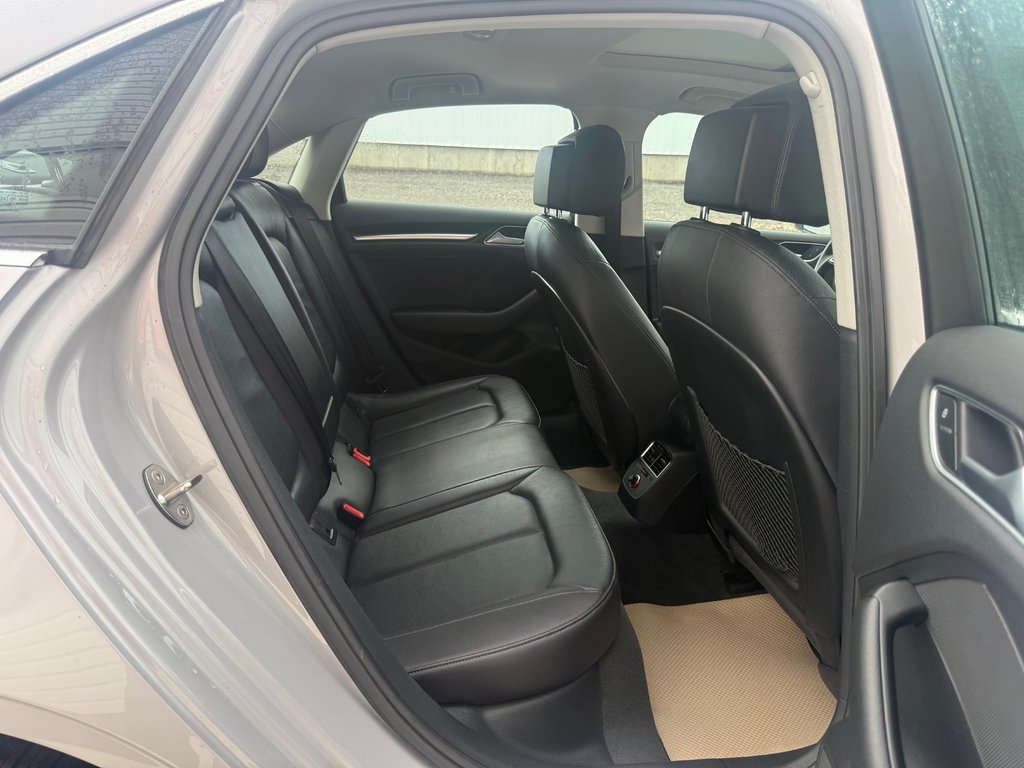 2015 Audi A3 2.0T Progressiv, keyless entry, Cruise control, BT in Kentville, Nova Scotia - 18 - w1024h768px