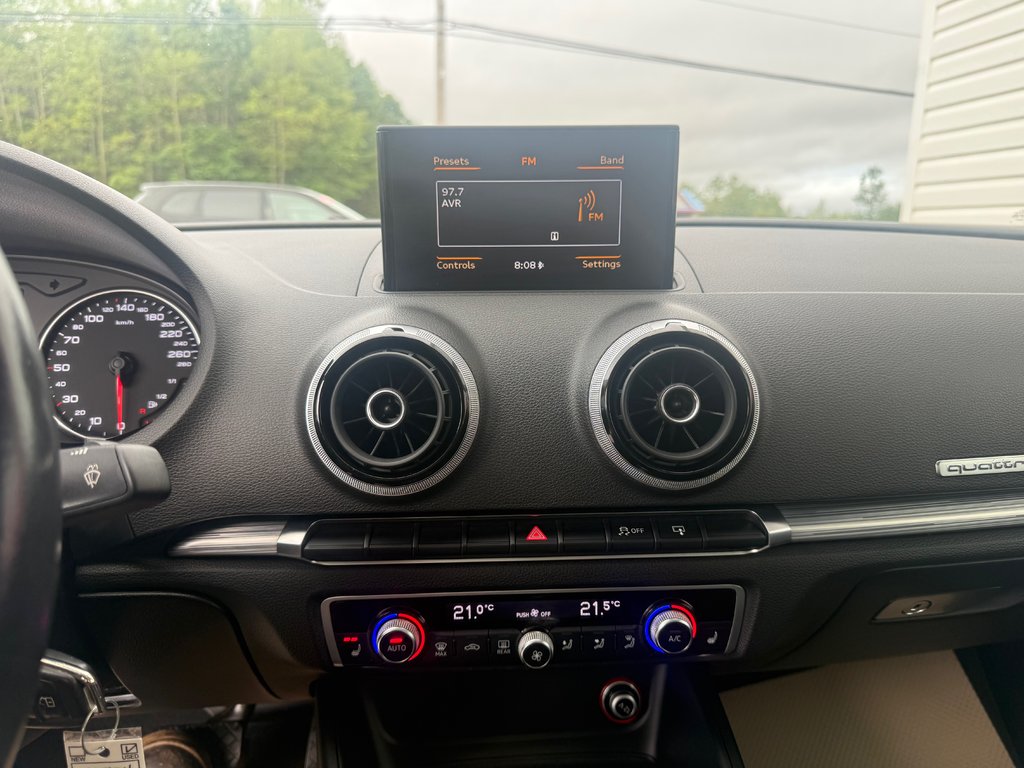 2015 Audi A3 2.0T Progressiv, keyless entry, Cruise control, BT in Kentville, Nova Scotia - 12 - w1024h768px