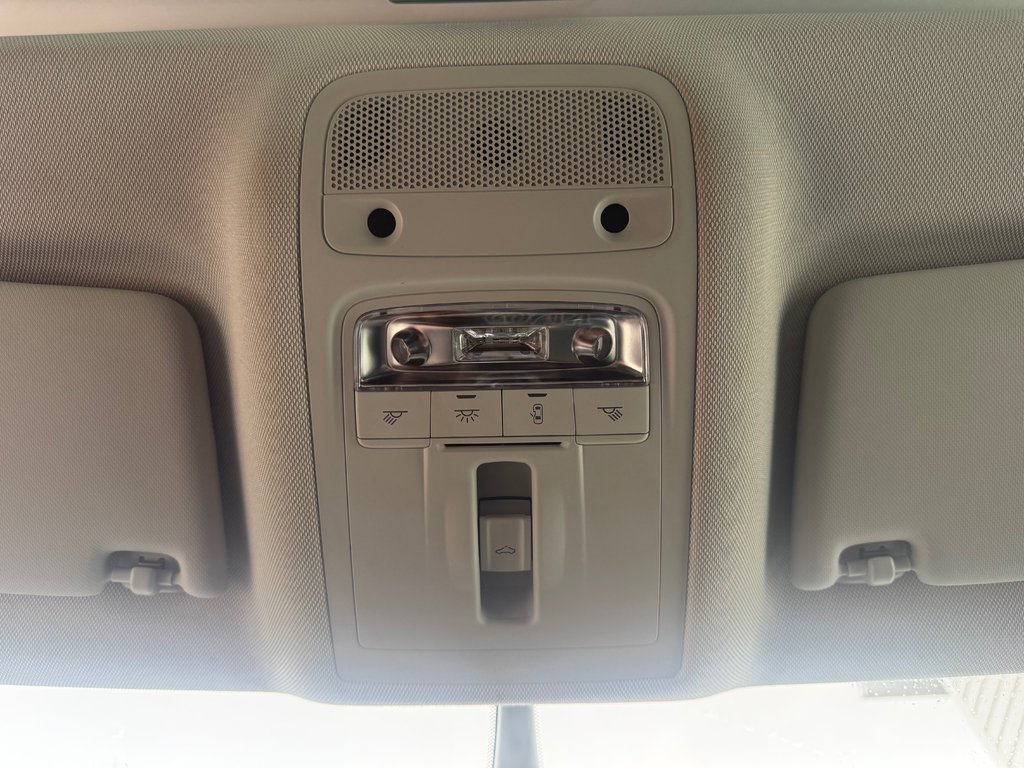 2015 Audi A3 2.0T Progressiv, keyless entry, Cruise control, BT in Kentville, Nova Scotia - 13 - w1024h768px