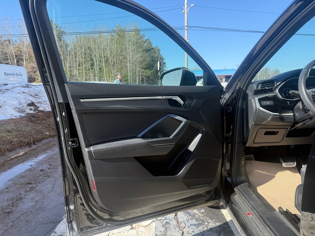 2021 Audi Q3 PREMIUM PLUS S LINE 45 Progressiv, keyless entry, backup camera, BT in COLDBROOK, Nova Scotia - 7 - w1024h768px