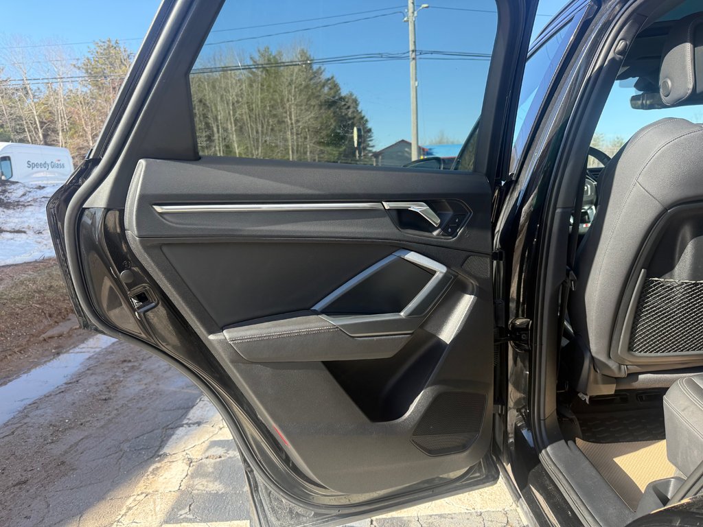 2021 Audi Q3 PREMIUM PLUS S LINE 45 Progressiv, keyless entry, backup camera, BT in COLDBROOK, Nova Scotia - 14 - w1024h768px