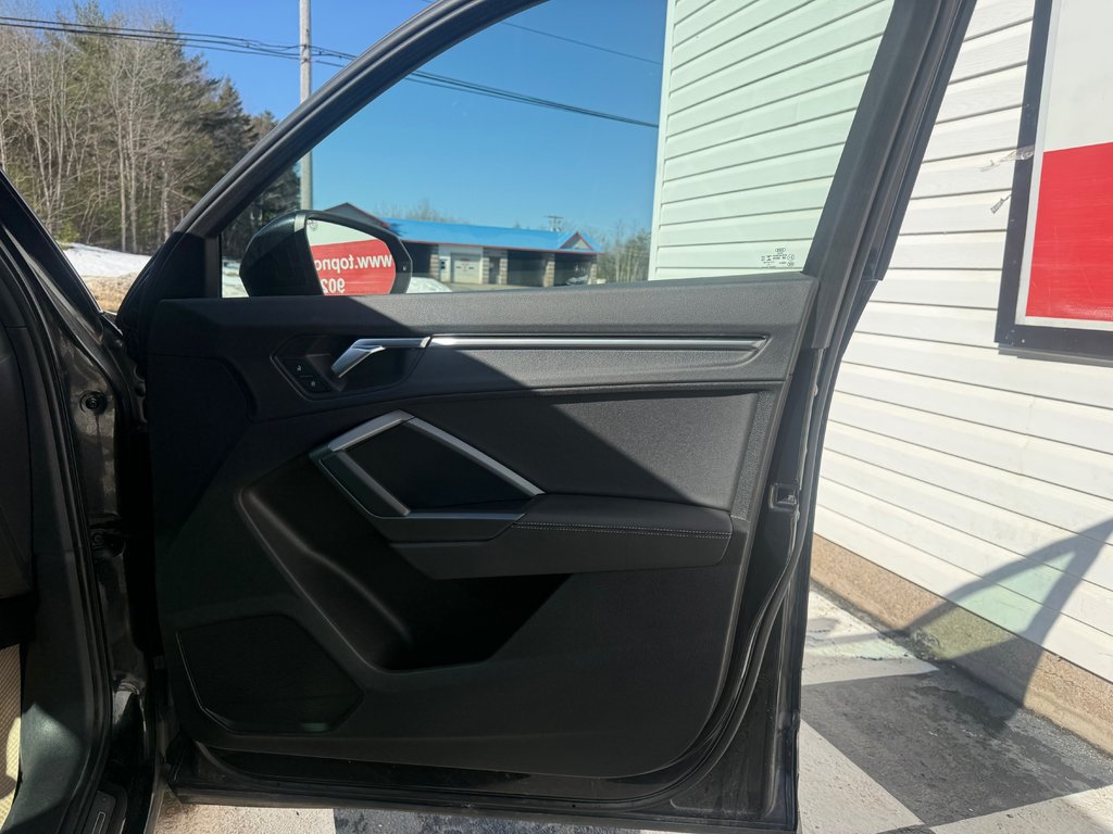 2021 Audi Q3 PREMIUM PLUS S LINE 45 Progressiv, keyless entry, backup camera, BT in COLDBROOK, Nova Scotia - 19 - w1024h768px