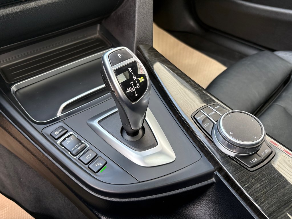 2019 BMW 440XI 440i xDrive - sunroof, power memory seats, SOS in Kentville, Nova Scotia - 16 - w1024h768px