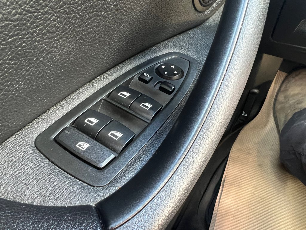 X1 XDrive28i - AWD, Leather, Sunroof, Navigation, A.C 2017 à Kentville, Nouvelle-Écosse - 7 - w1024h768px