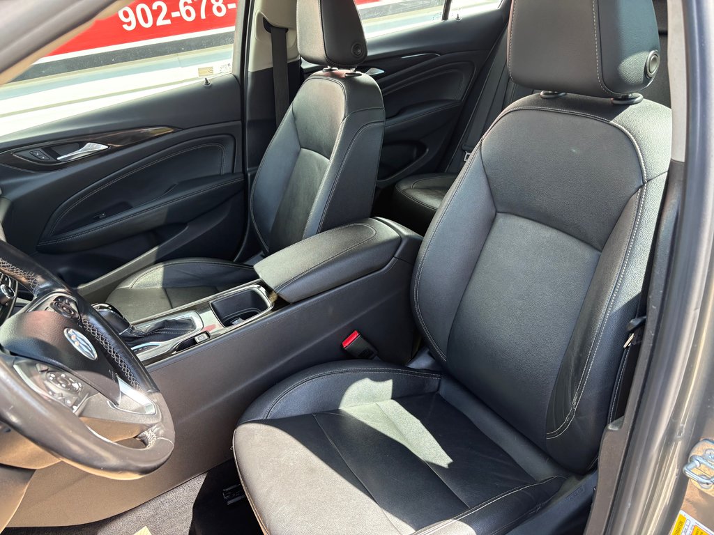 Buick REGAL SPOR Essence - power memory seats, hands free, cruise 2018 à Kentville, Nouvelle-Écosse - 19 - w1024h768px