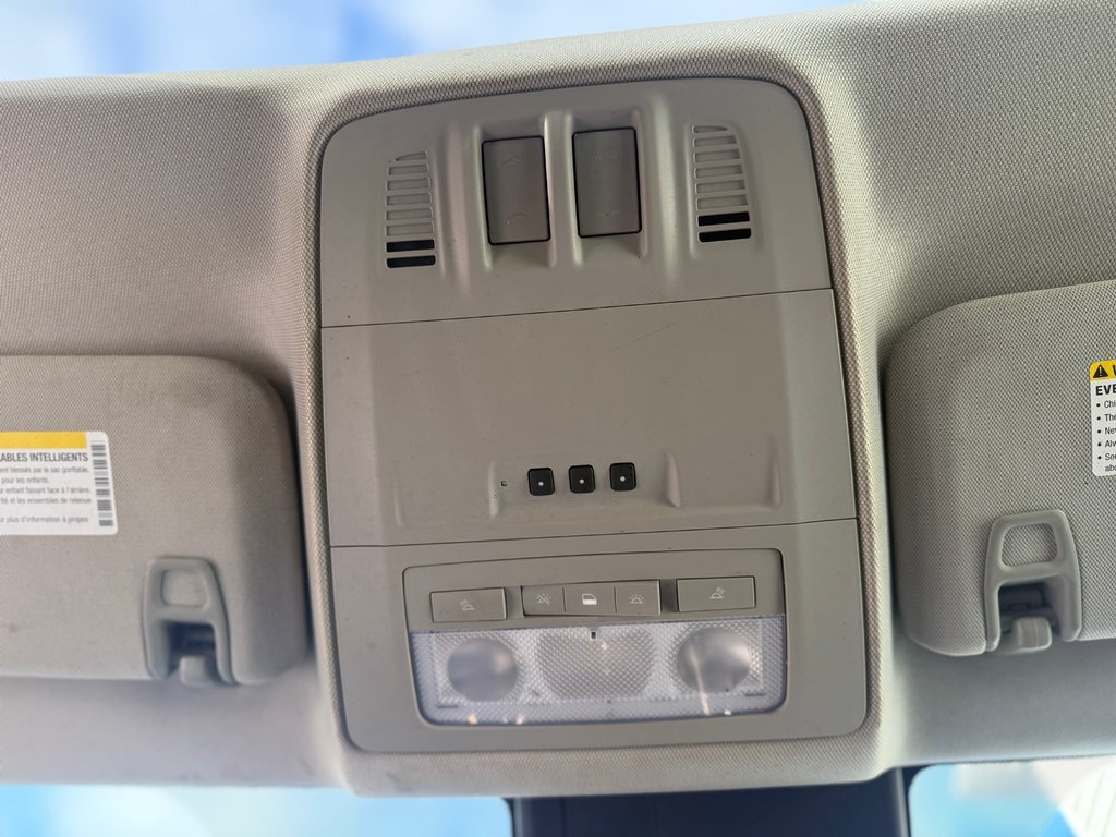 2014 Buick VERANO Premium, keyless entry, remote start, backup cam in COLDBROOK, Nova Scotia - 13 - w1024h768px