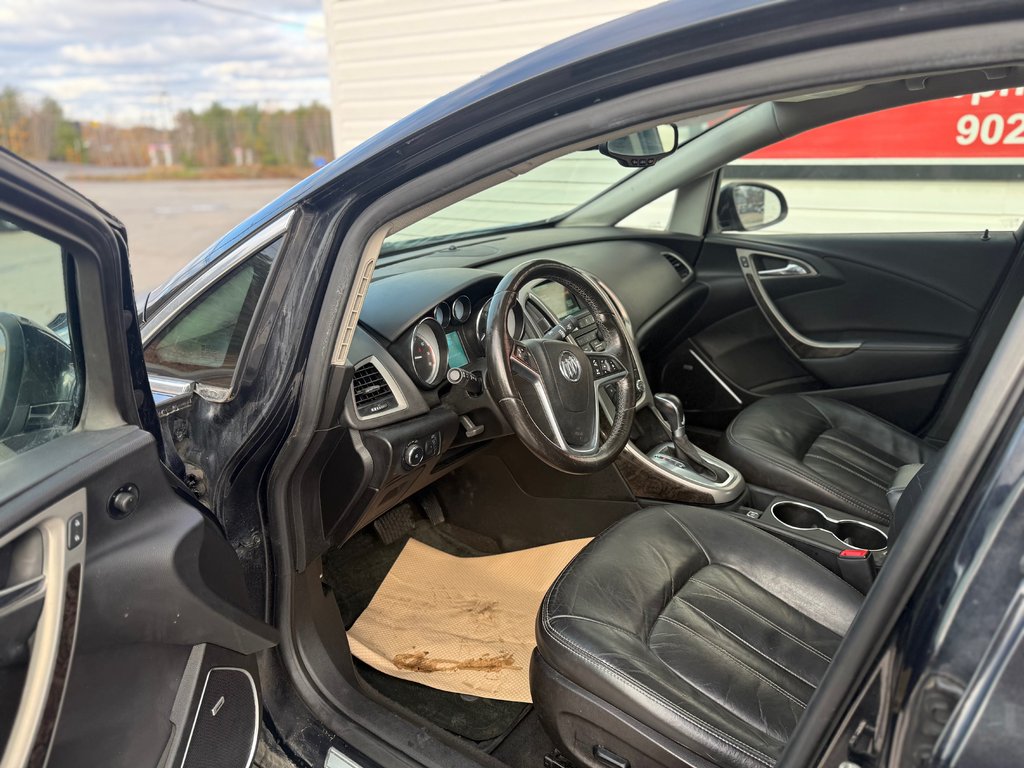 2014 Buick VERANO Premium, keyless entry, remote start, backup cam in COLDBROOK, Nova Scotia - 9 - w1024h768px