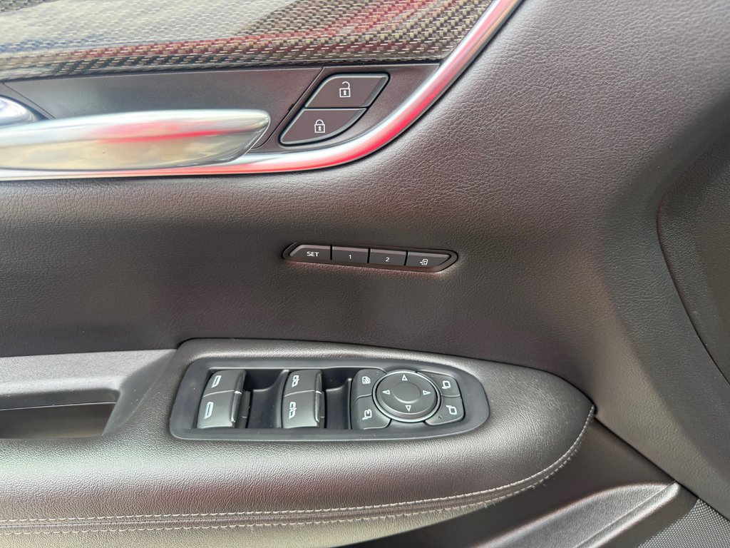 2022 Cadillac XT5 SPORT AWD Sport, keyless entry, backup camera, Bluetooth in COLDBROOK, Nova Scotia - 8 - w1024h768px