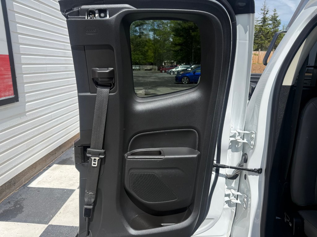 Chevrolet COLORADO 4WD Work Truck, keyless entry, backup camera, BT 2020 à COLDBROOK, Nouvelle-Écosse - 16 - w1024h768px