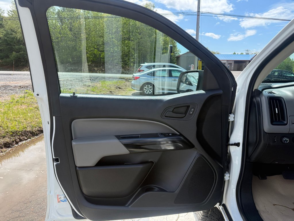 Chevrolet COLORADO 4WD Work Truck, keyless entry, backup camera, BT 2020 à COLDBROOK, Nouvelle-Écosse - 7 - w1024h768px