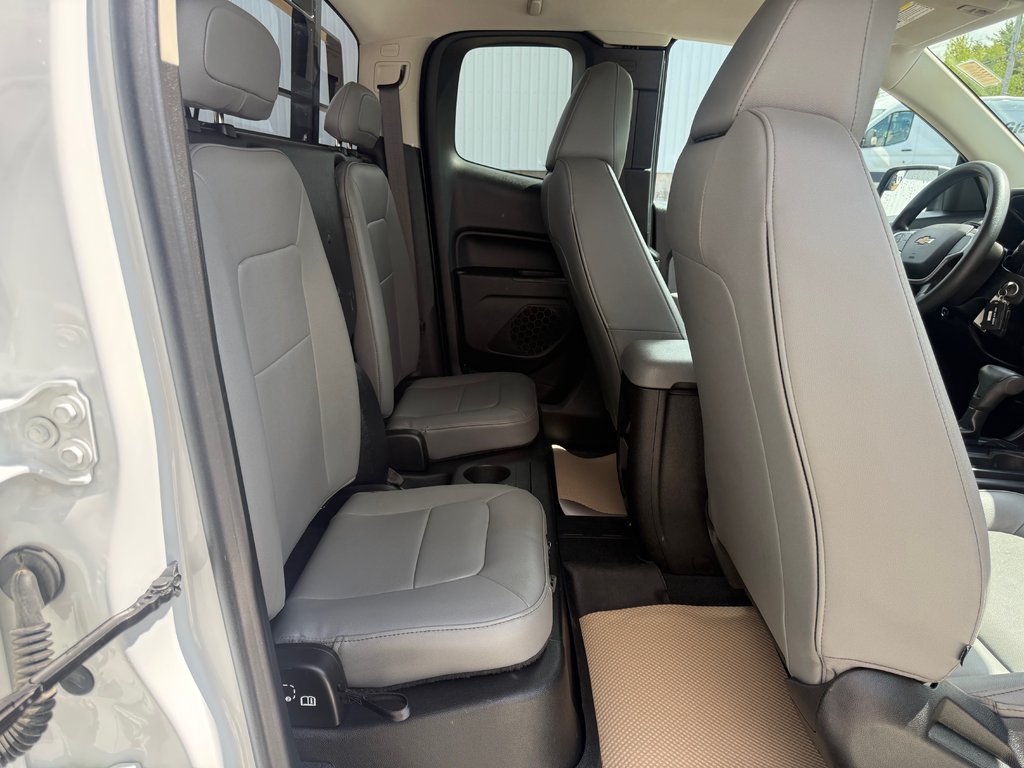 Chevrolet COLORADO 4WD Work Truck, keyless entry, backup camera, BT 2020 à COLDBROOK, Nouvelle-Écosse - 17 - w1024h768px