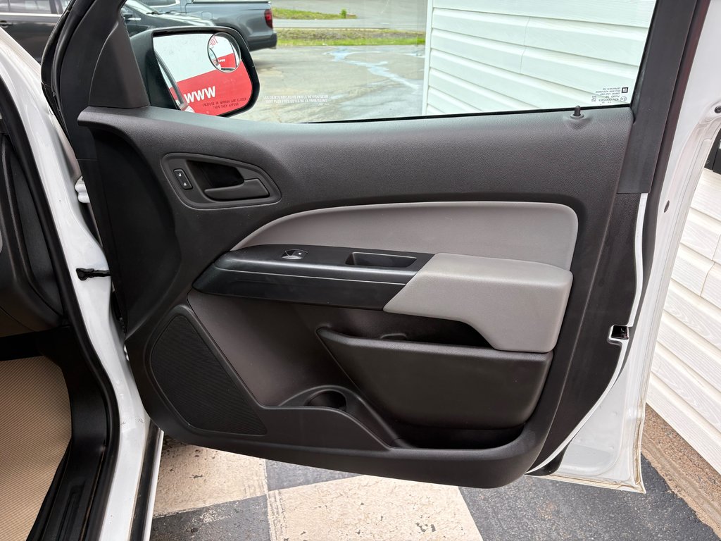 2022 Chevrolet Colorado 2WD Work Truck - reverse camera, power seats, in Kentville, Nova Scotia - 22 - w1024h768px